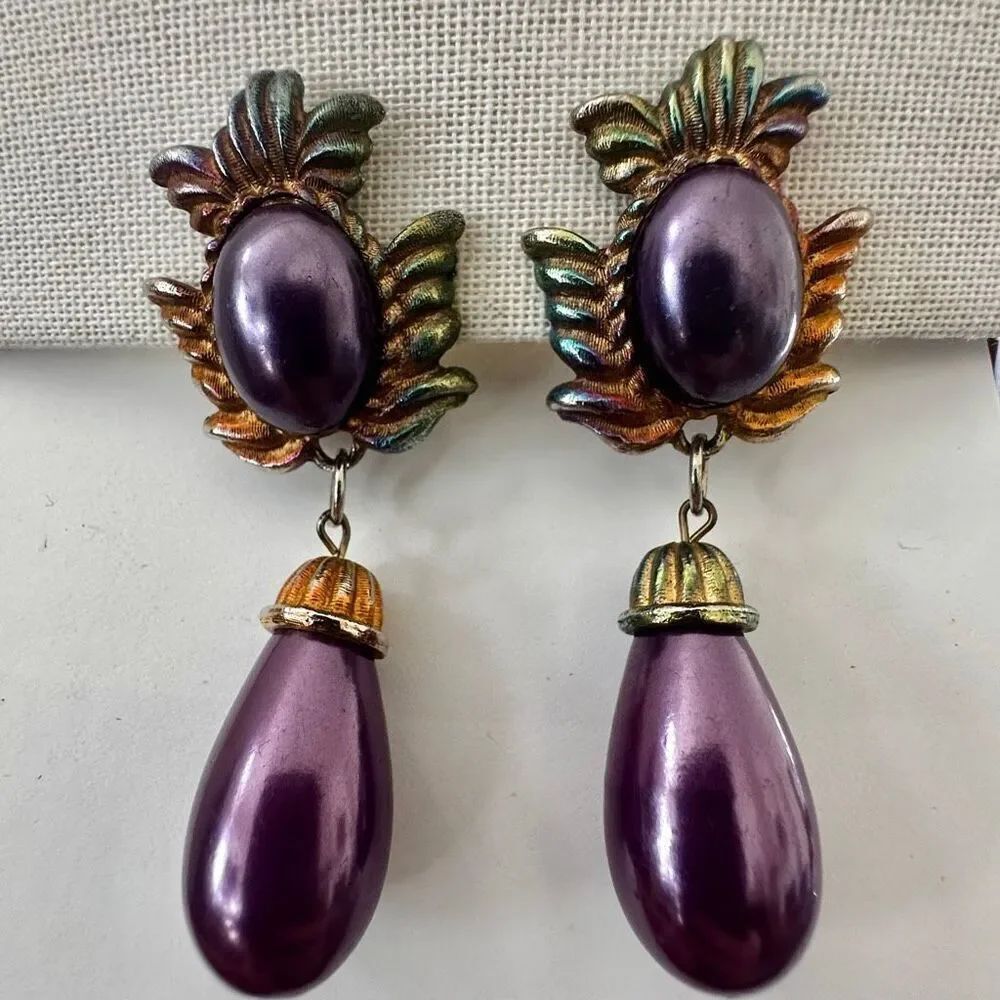 Vintage Iridescent Purple Teardrop Clip-On Earrings